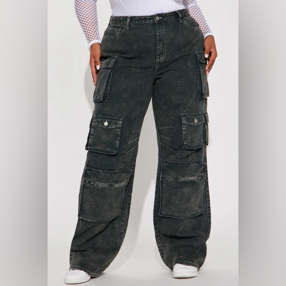 Fashion Nova Washed Black Cargo Wide Leg Jeans